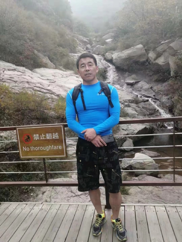 四季阳光的第一张照片--丹东中老年相亲网